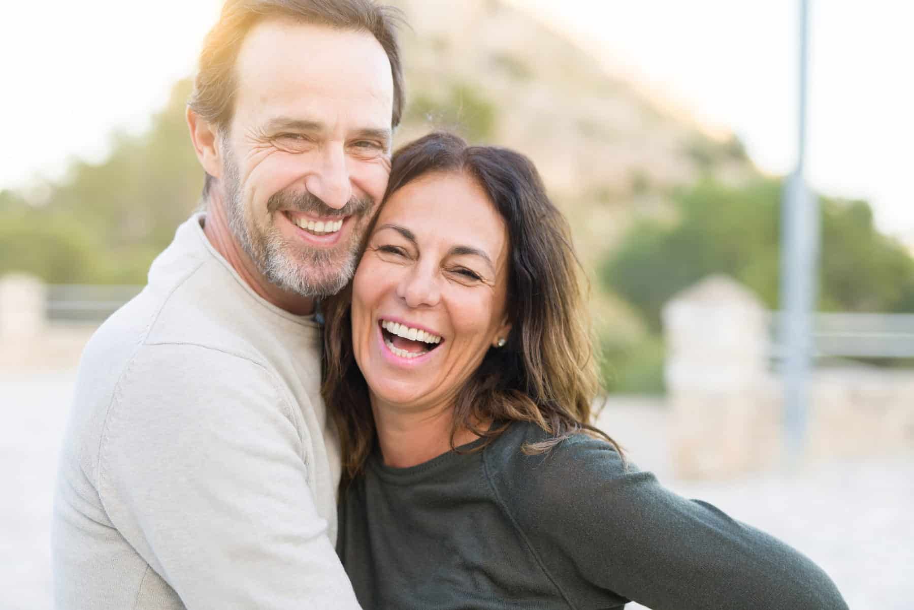happy couple after their pre-denture surgery from Highlands Periodontics in Kingsport TN